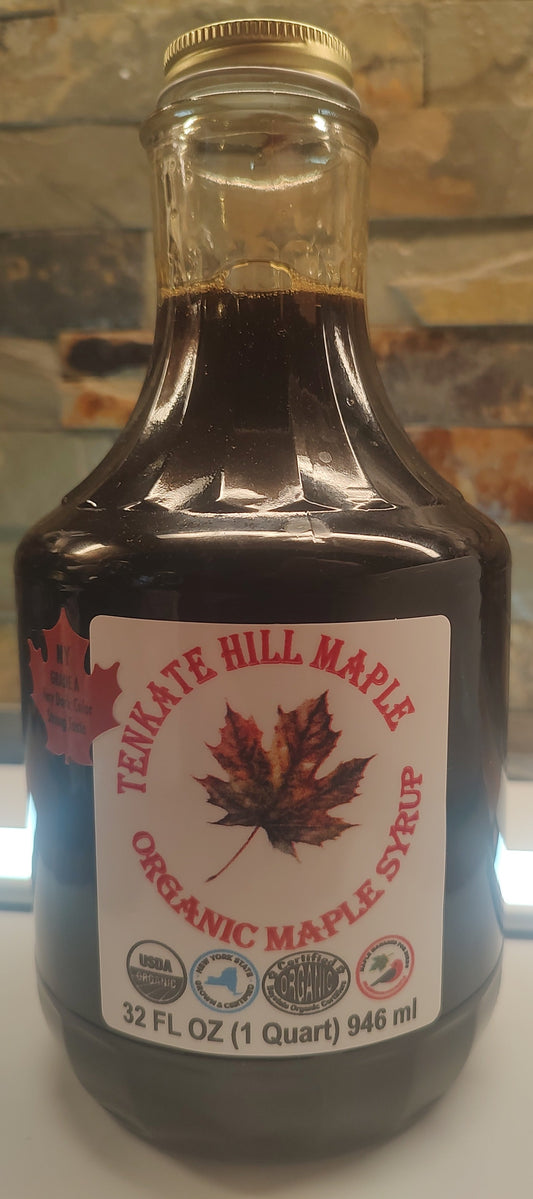 Quart of Organic Maple Syrup Grade A Very Dark Color